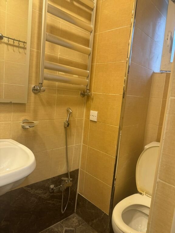 Kirayə verilir 2 otaqlı köhnə tikili, 40 m², 28 May m.-18