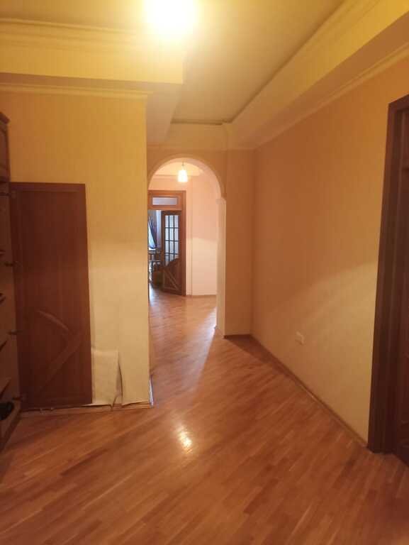 Satılır 3 otaqlı yeni tikili, 158 m², 8 noyabr-6