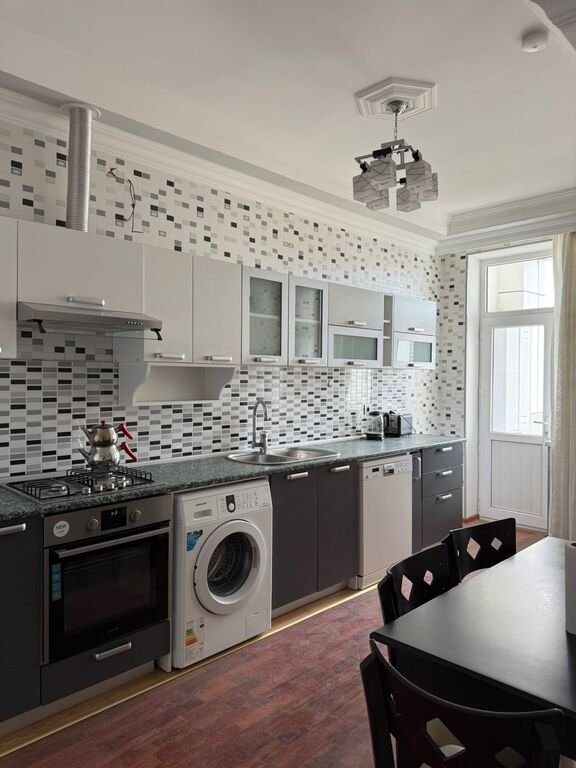 Satılır 3 otaqlı yeni tikili, 120 m², Elmlər Akademiyası m.-12