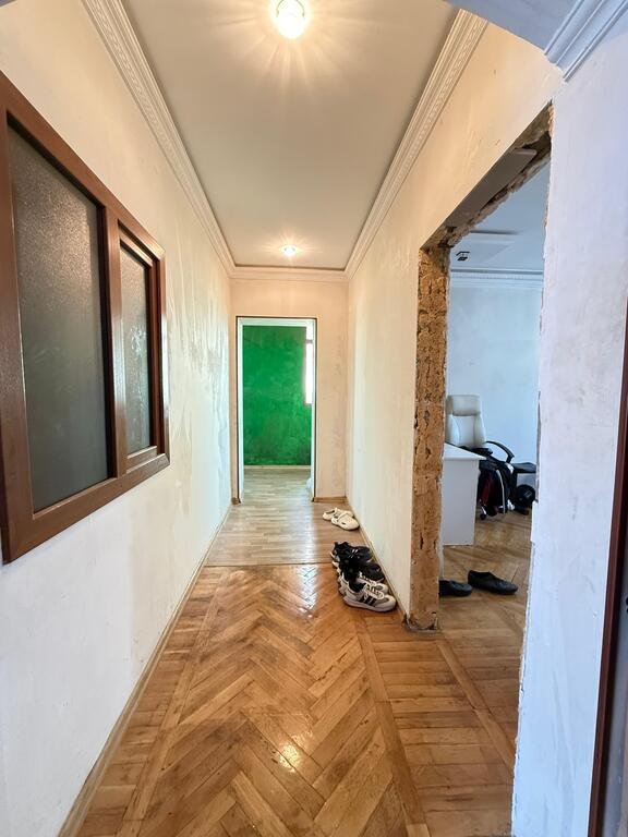 Satılır 3 otaqlı köhnə tikili, 65 m², 20 Yanvar m.-6