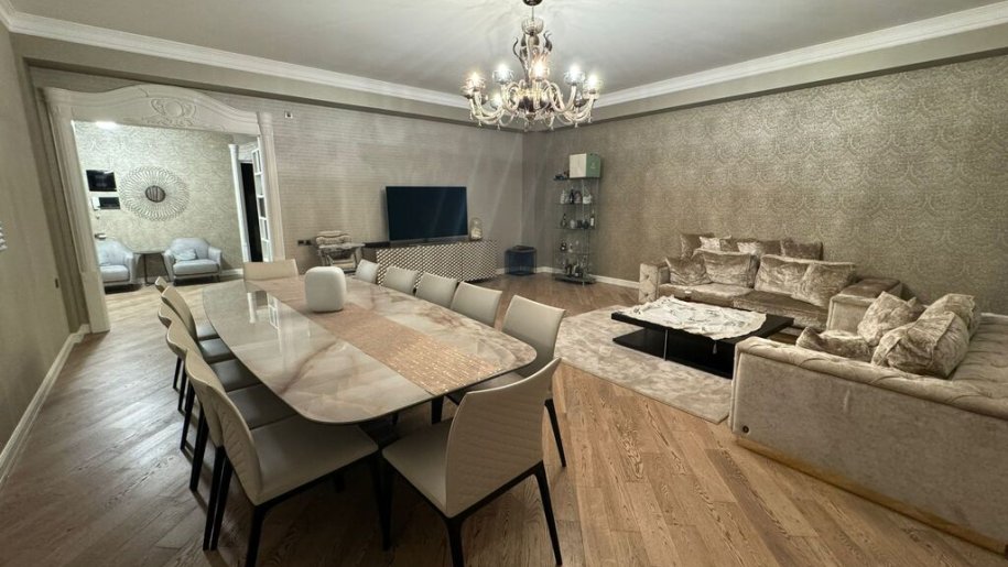 Satılır 3 otaqlı yeni tikili, 155 m², Elmlər Akademiyası m.-1
