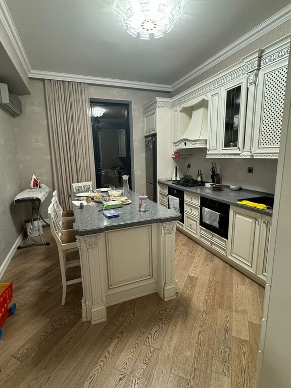 Satılır 3 otaqlı yeni tikili, 155 m², Elmlər Akademiyası m.-6