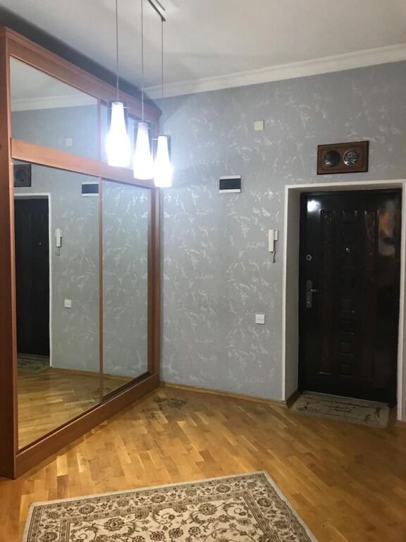 Satılır 3 otaqlı yeni tikili, 110 m², Azadlıq Prospekti m.-4