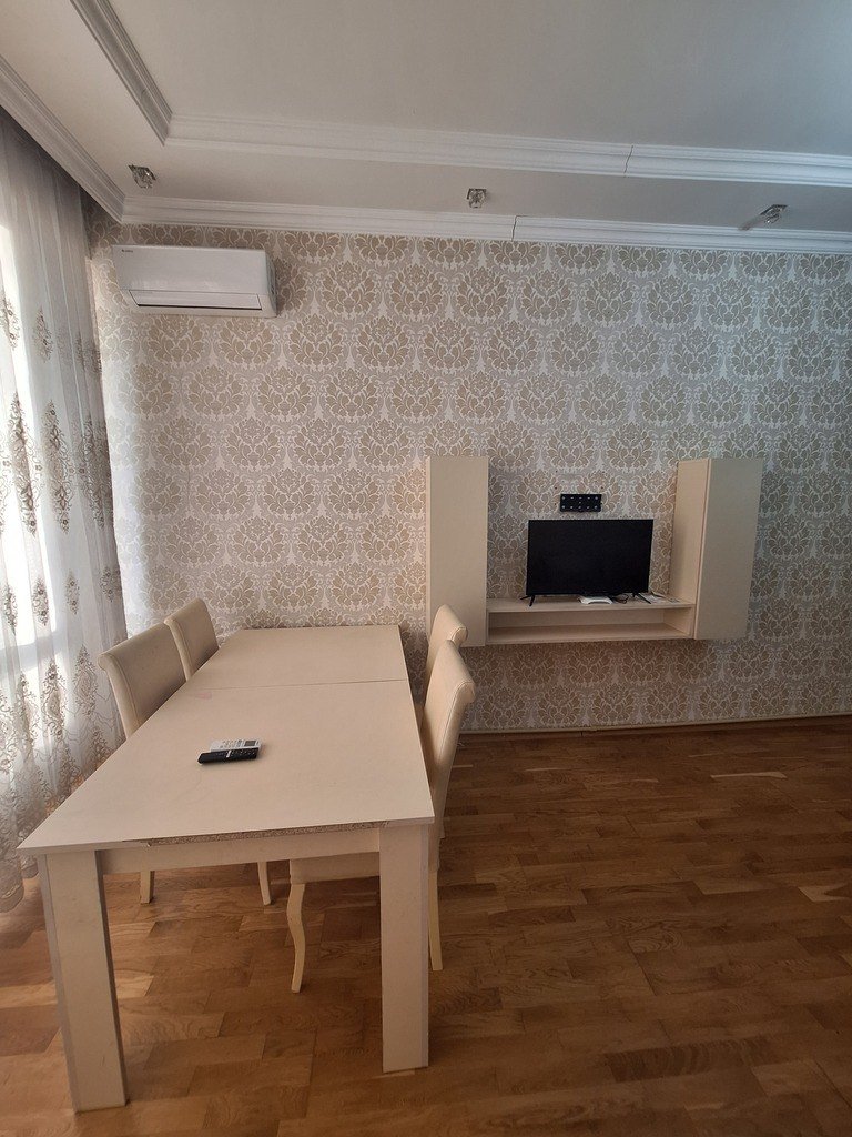 Kirayə verilir 2 otaqlı yeni tikili, 55 m², İnşaatçılar m.-2