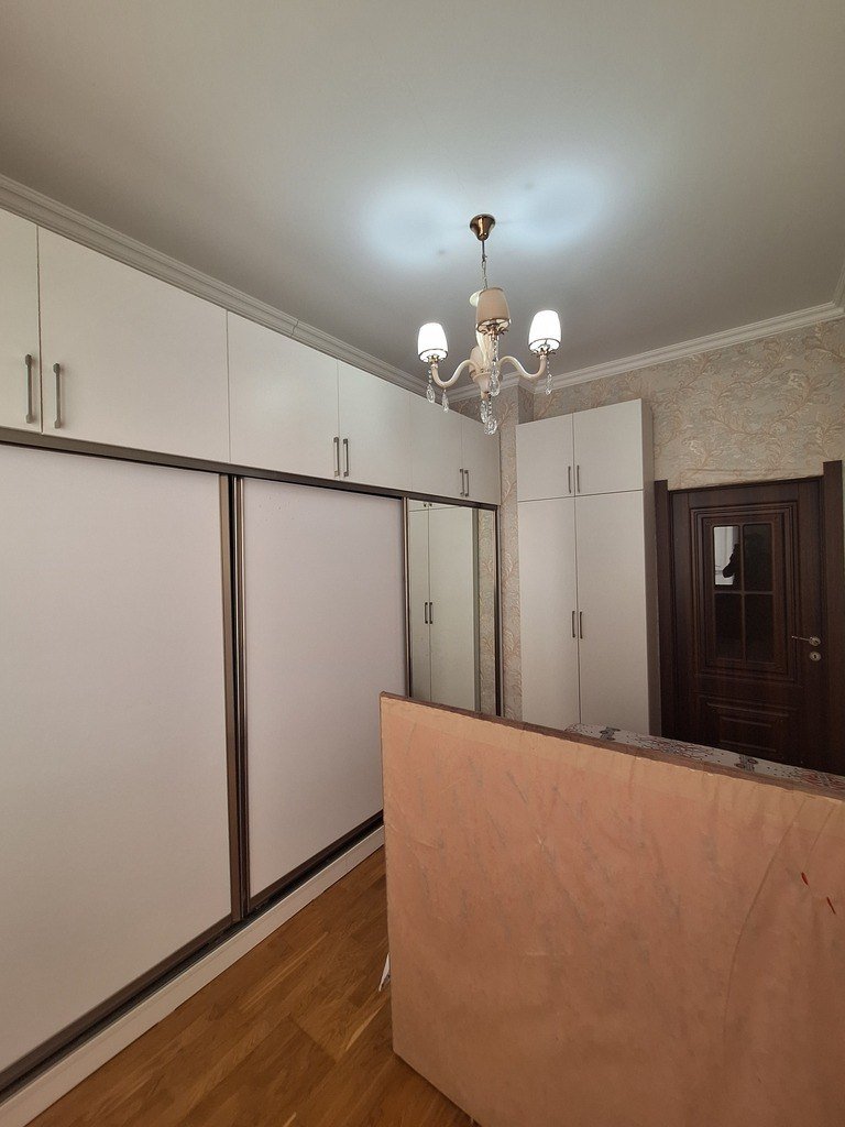 Kirayə verilir 2 otaqlı yeni tikili, 55 m², İnşaatçılar m.-5
