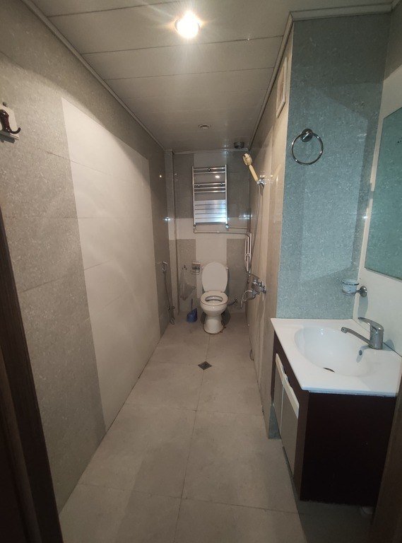 Satılır 4 otaqlı yeni tikili, 110 m², İnşaatçılar m.-12