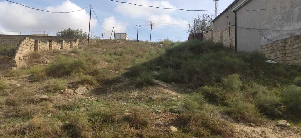 3 sot torpaq satılır, Digah-1