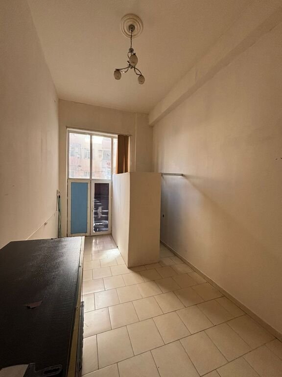 25 kv.m. obyekt icarəyə verilir, İnşaatçılar m.-2