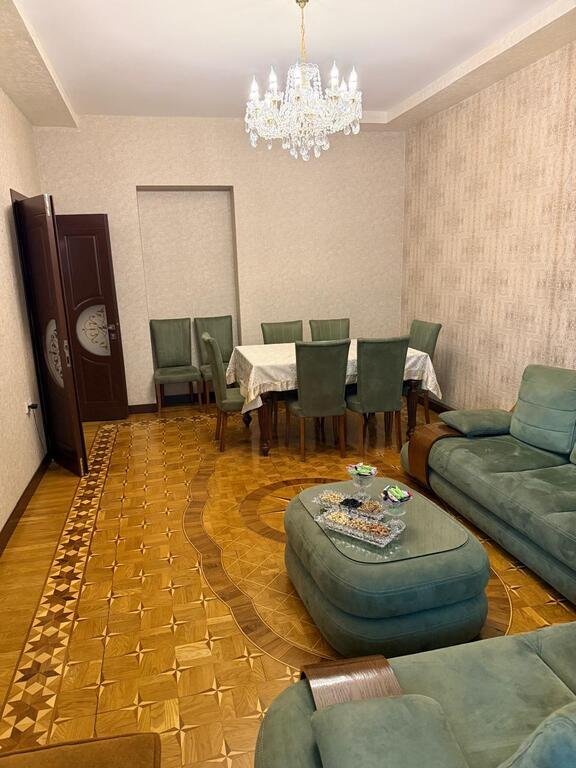 Satılır 3 otaqlı köhnə tikili, 110 m², Nəriman Nərimanov m.-2