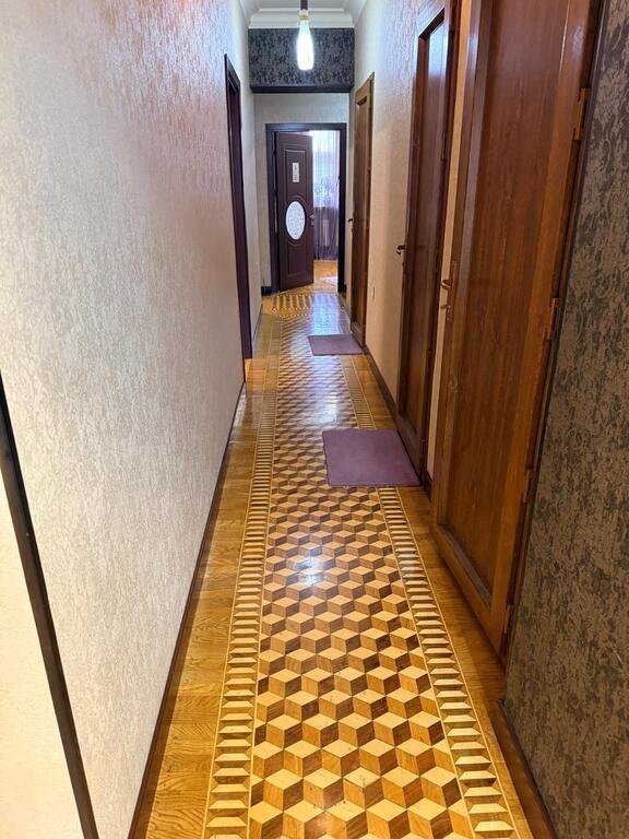 Satılır 3 otaqlı köhnə tikili, 110 m², Nəriman Nərimanov m.-17