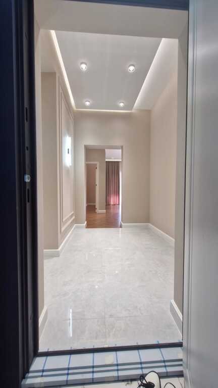 Satılır 3 otaqlı yeni tikili, 72 m², Gənclik m.-8