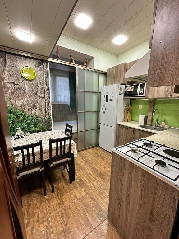 Kirayə verilir 2 otaqlı köhnə tikili, 50 m², Sahil m.-9