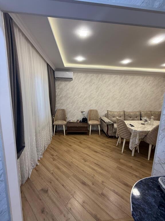 Satılır 2 otaqlı köhnə tikili, 55 m², 20 Yanvar m.-4