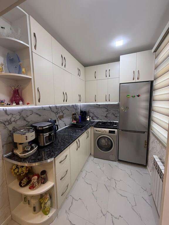 Satılır 2 otaqlı köhnə tikili, 55 m², 20 Yanvar m.-8