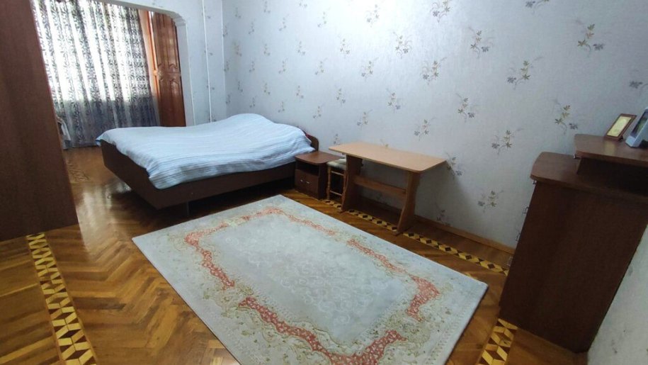 Satılır 4 otaqlı köhnə tikili, 90 m², Neftçilər m.-2