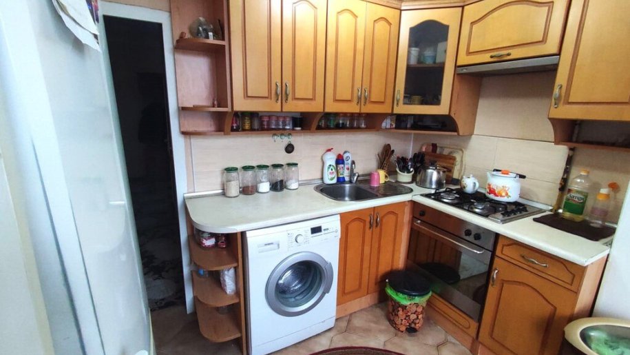 Satılır 4 otaqlı köhnə tikili, 90 m², Neftçilər m.-12