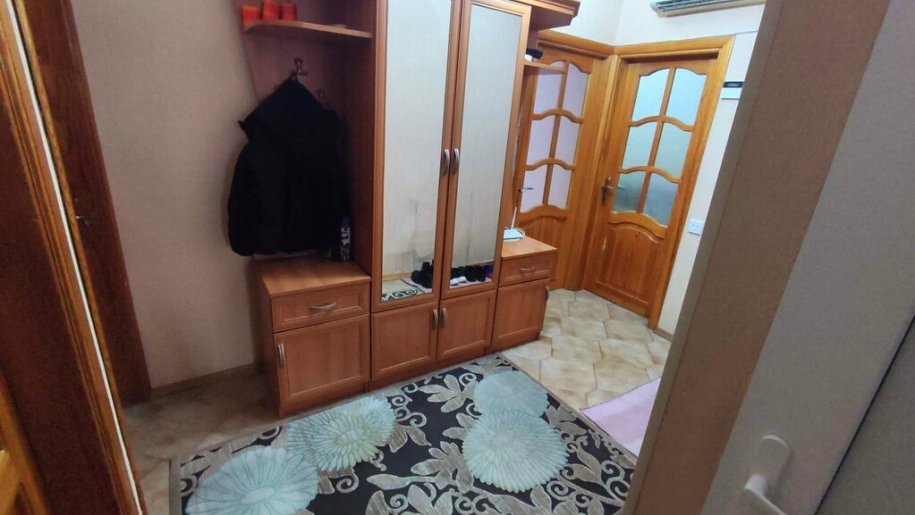 Satılır 4 otaqlı köhnə tikili, 90 m², Neftçilər m.-13