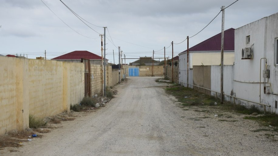 10 sot torpaq satılır, Türkan-1