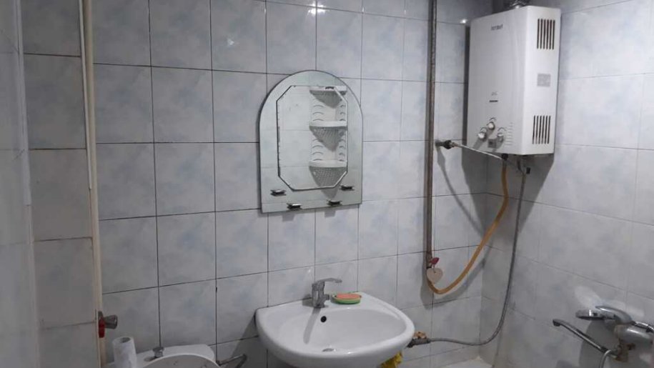 Kirayə verilir 2 otaqlı köhnə tikili, 75 m², Memar Əcəmi m.-4