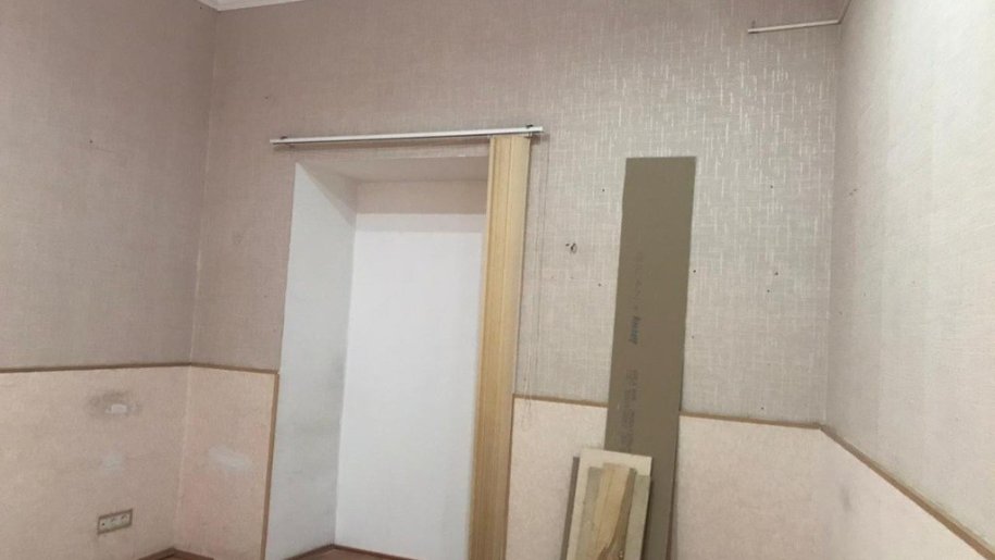Satılır 3 otaqlı köhnə tikili, 65 m², İçərişəhər m.-5