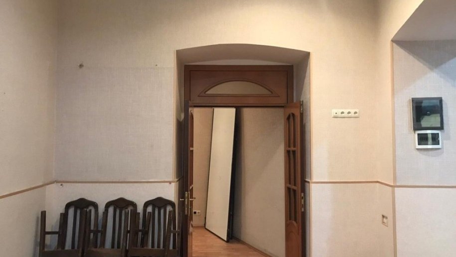 Satılır 3 otaqlı köhnə tikili, 65 m², İçərişəhər m.-10