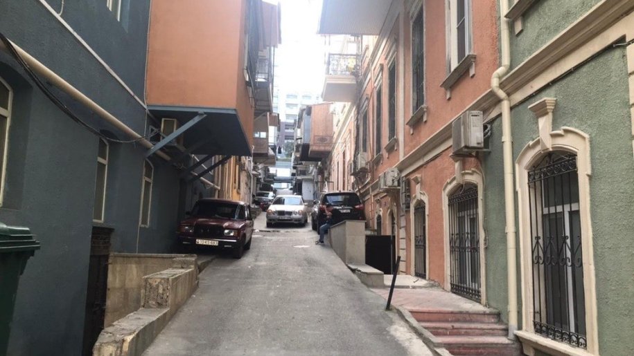 Satılır 3 otaqlı köhnə tikili, 65 m², İçərişəhər m.-22