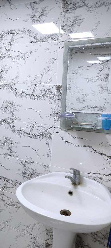 Kirayə verilir 2 otaqlı köhnə tikili, 58 m², Massiv V-4