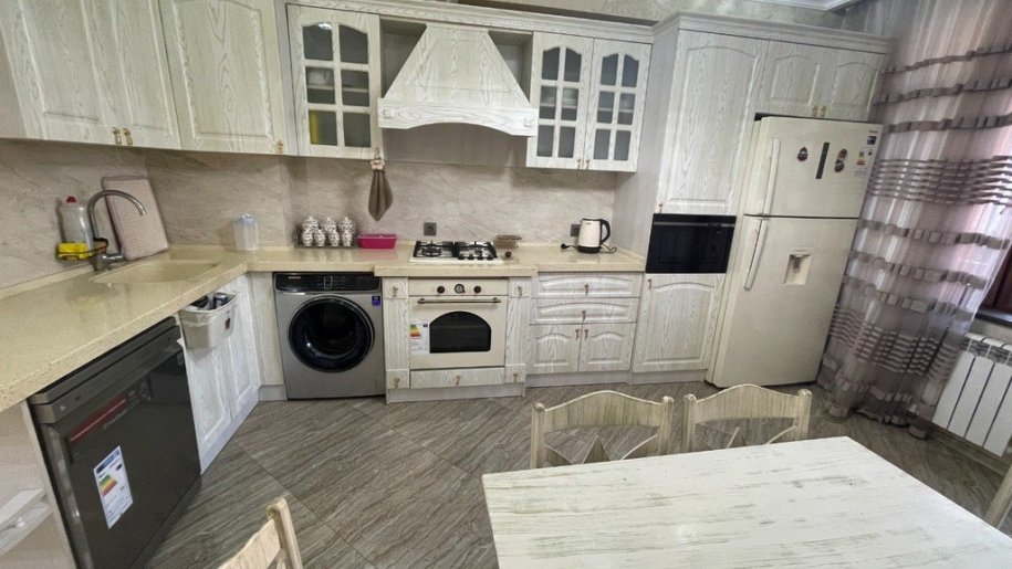 Kirayə verilir 2 otaqlı yeni tikili, 96 m², Həzi Aslanov m.-17