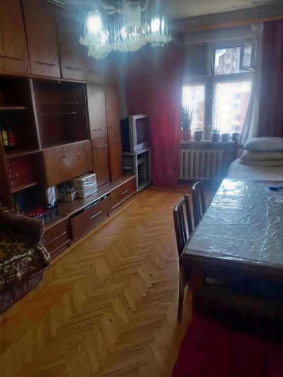 Satılır 4 otaqlı köhnə tikili, 100 m², Memar Əcəmi m.-1