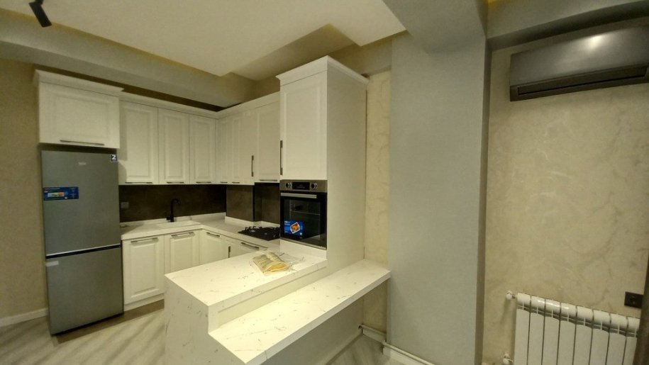 Satılır 2 otaqlı yeni tikili, 77 m², Gənclik m.-14