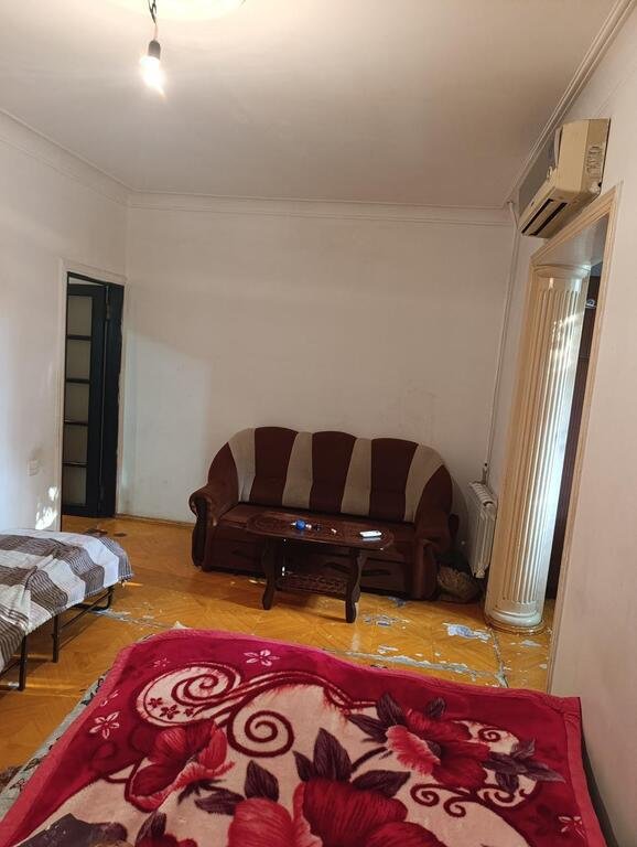 Satılır 1 otaqlı köhnə tikili, 50 m², Gənclik m.-1
