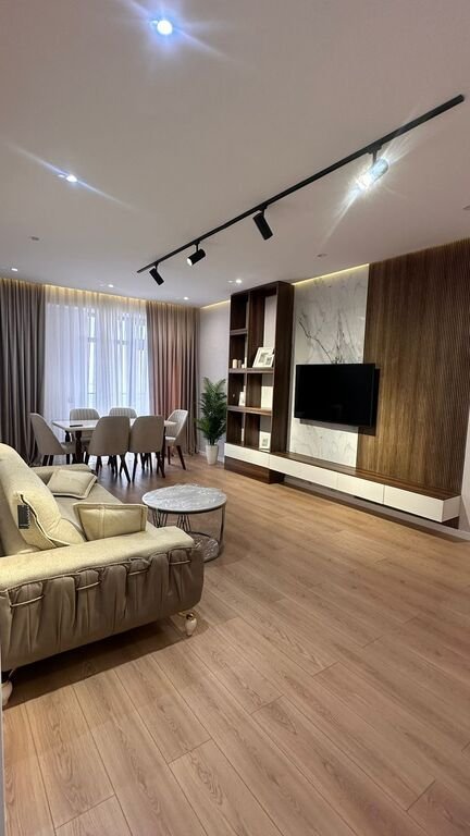 Kirayə verilir 2 otaqlı yeni tikili, 105 m², 8 noyabr-2