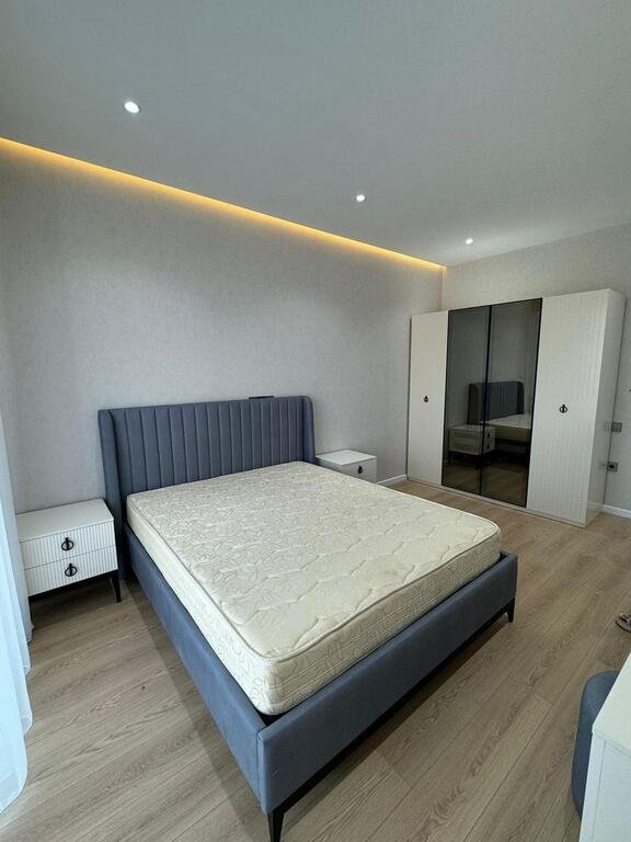 Kirayə verilir 2 otaqlı yeni tikili, 105 m², 8 noyabr-8