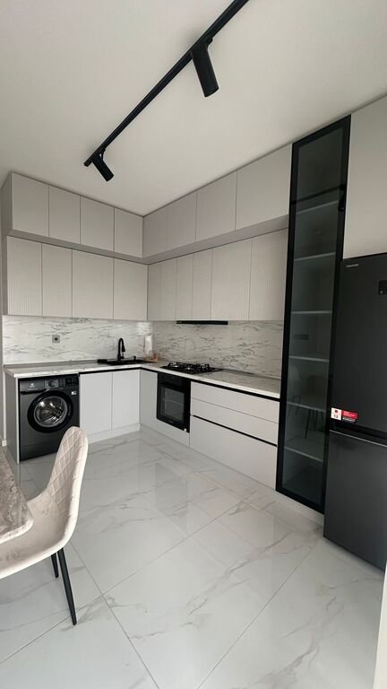 Kirayə verilir 2 otaqlı yeni tikili, 105 m², 8 noyabr-12