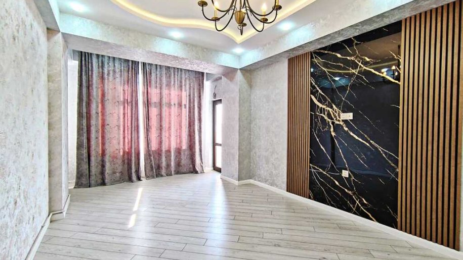 Satılır 2 otaqlı yeni tikili, 70 m², Neftçilər m.-1