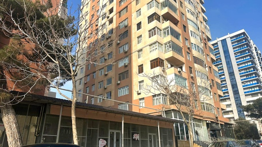 Satılır 4 otaqlı yeni tikili, 109 m², Qara Qarayev m.-2