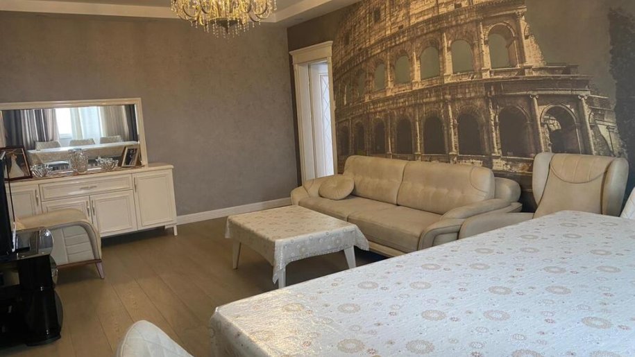 Satılır 3 otaqlı köhnə tikili, 90 m², 8-ci kilometr-5