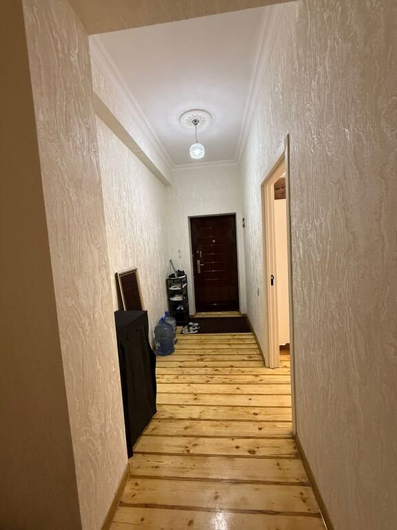 Satılır 3 otaqlı yeni tikili, 75 m², İnşaatçılar m.-6
