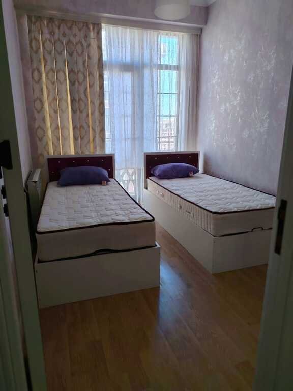 Kirayə verilir 3 otaqlı yeni tikili, 105 m², 28 May m.-14