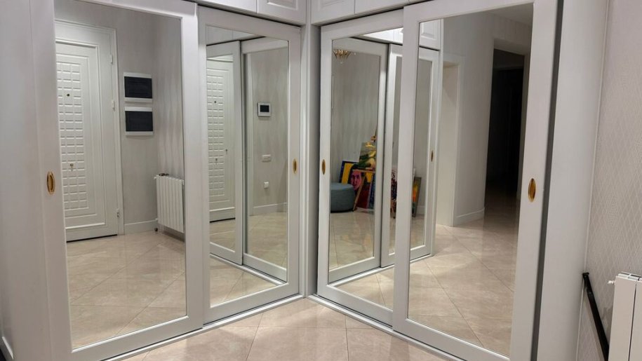 Satılır 4 otaqlı yeni tikili, 215 m², Nizami m.-18