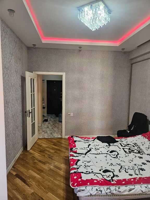 Satılır 2 otaqlı yeni tikili, 60 m², İnşaatçılar m.-6