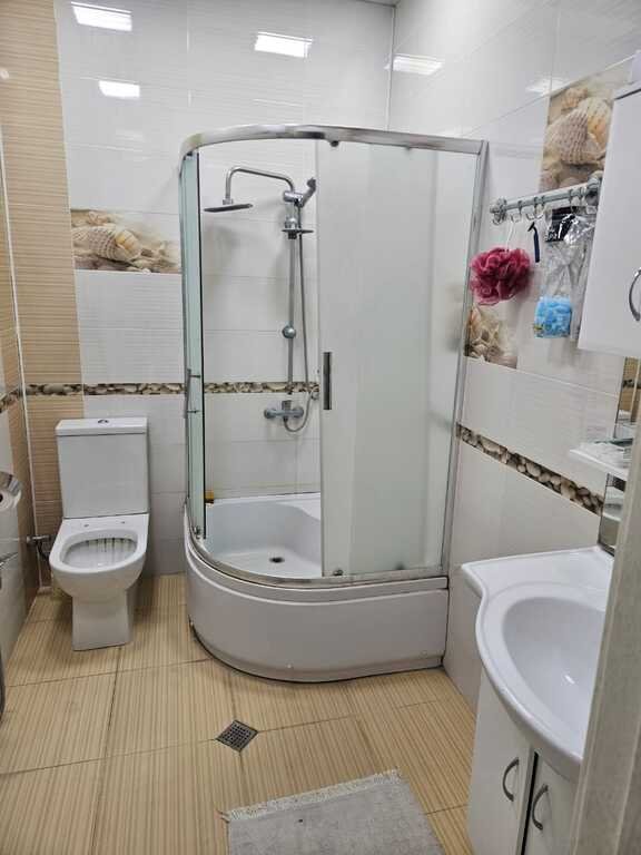 Satılır 2 otaqlı yeni tikili, 60 m², İnşaatçılar m.-8