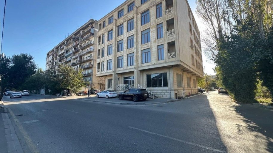 Satılır 3 otaqlı yeni tikili, 135 m², Bakıxanov (Razin)-1