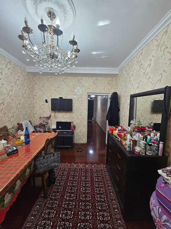 Satılır 2 otaqlı köhnə tikili, 45 m², 7-ci mikrorayon-1