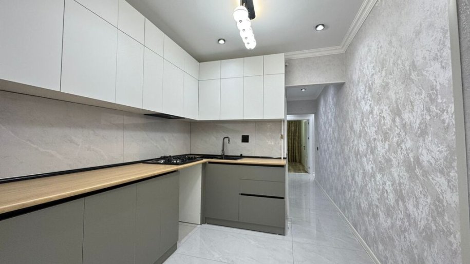 Satılır 3 otaqlı köhnə tikili, 80 m², Xalqlar dostluğu m.-3