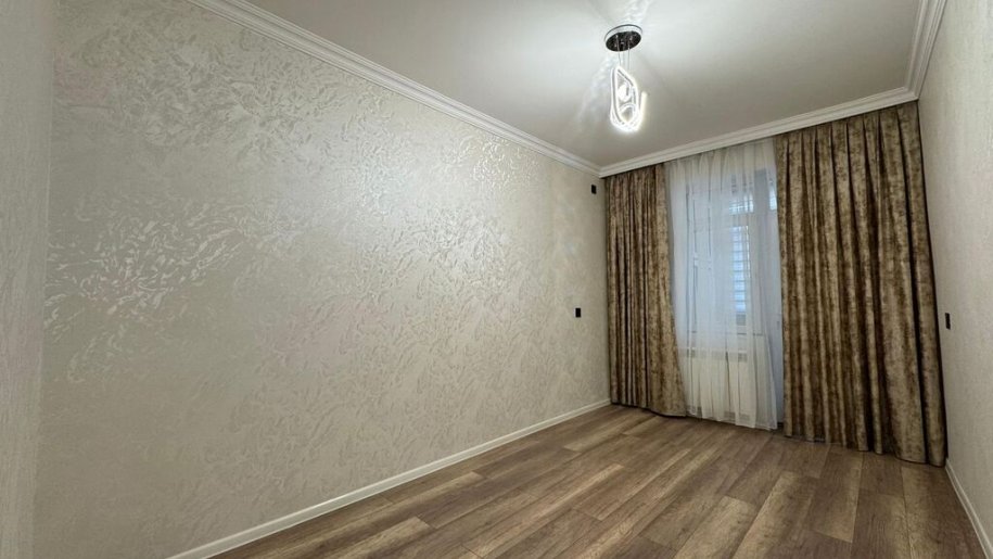 Satılır 3 otaqlı köhnə tikili, 80 m², Xalqlar dostluğu m.-9