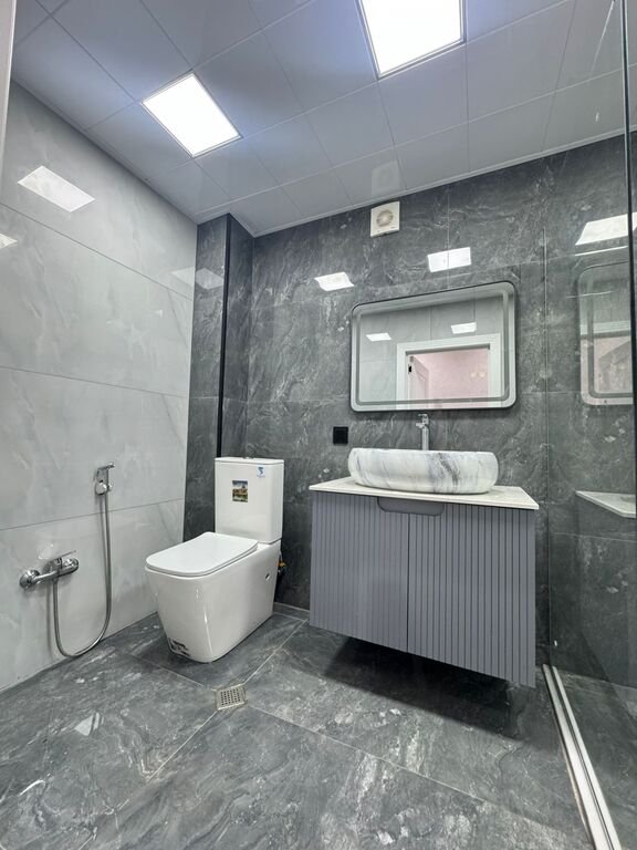 Satılır 3 otaqlı köhnə tikili, 80 m², Xalqlar dostluğu m.-12