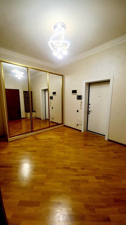 Satılır 2 otaqlı yeni tikili, 70 m², Həzi Aslanov m.-17