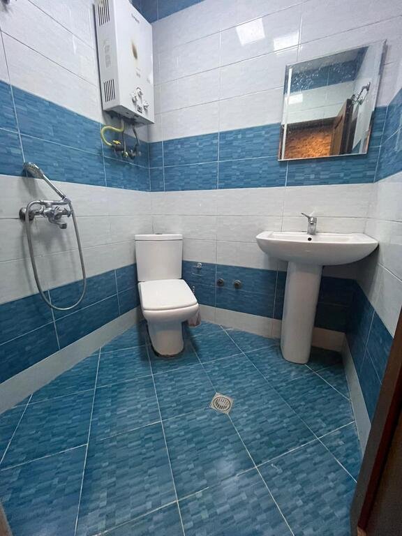 Satılır 2 otaqlı köhnə tikili, 48 m², Qara Qarayev m.-7