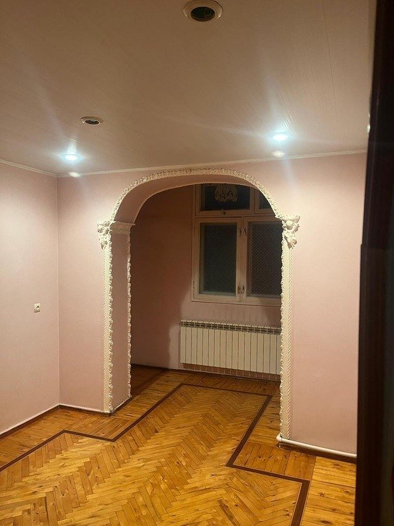 Satılır 4 otaqlı köhnə tikili, 120 m², 9-cu mikrorayon-5